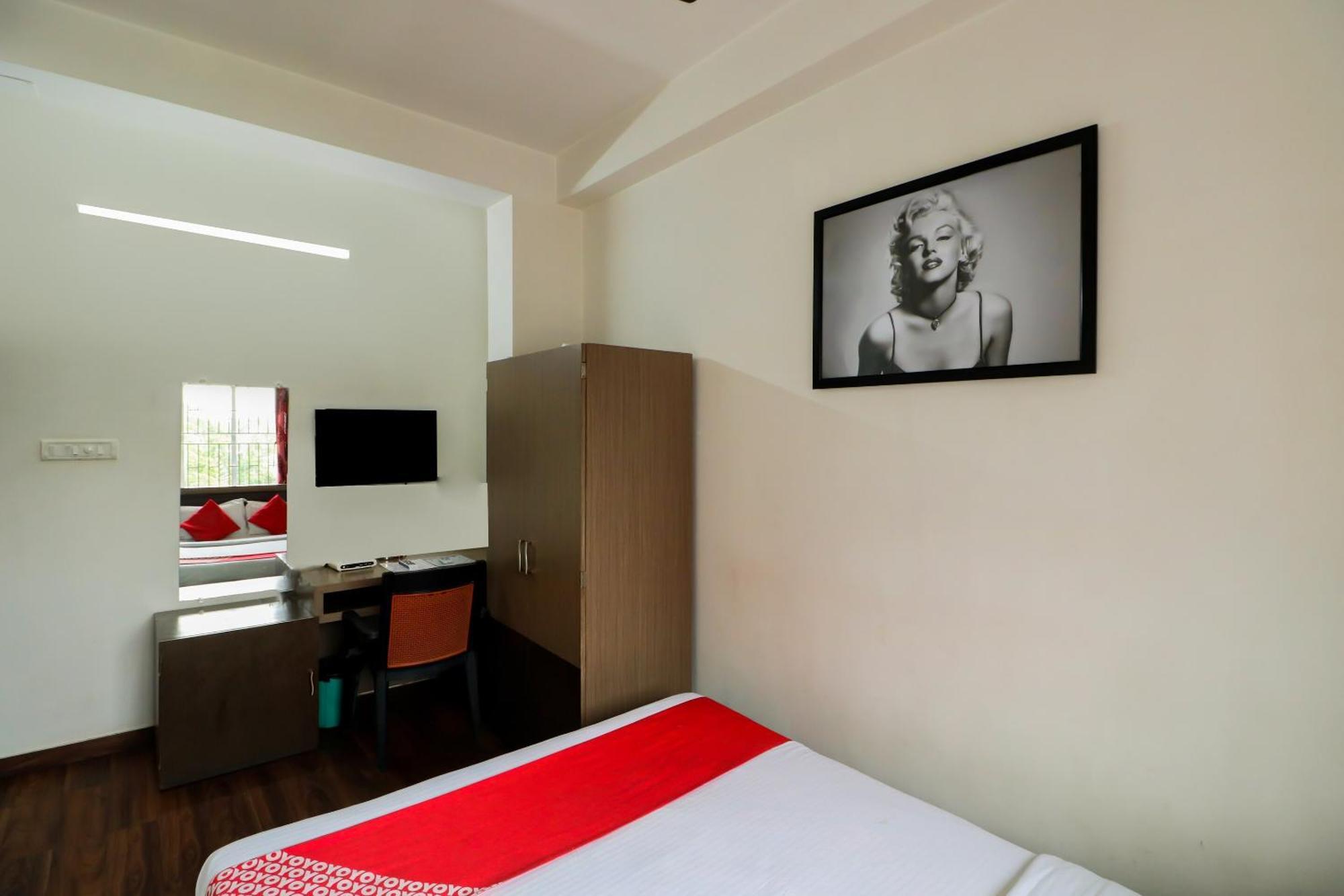 Oyo Flagship 1805 Hotel Star Delight Panchuria ภายนอก รูปภาพ